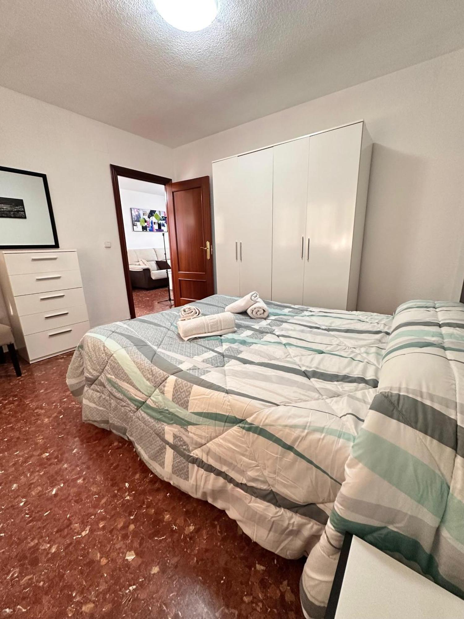 Piso 3 Y Parking Privado Apartamento Granada